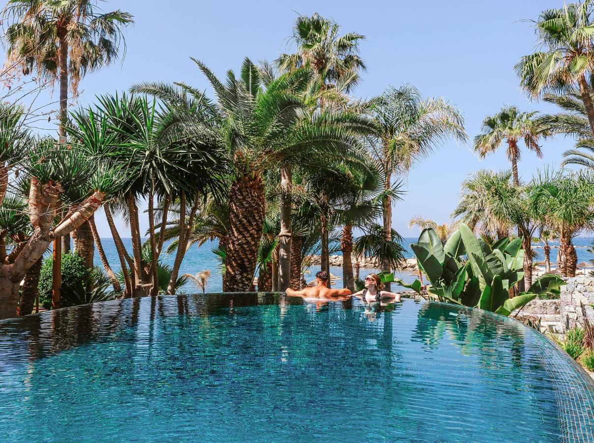 Amathus Beach Hotel Limassol Eksteriør billede Infinity pool at the Grand Palladium Hotel, Rhodes, Greece