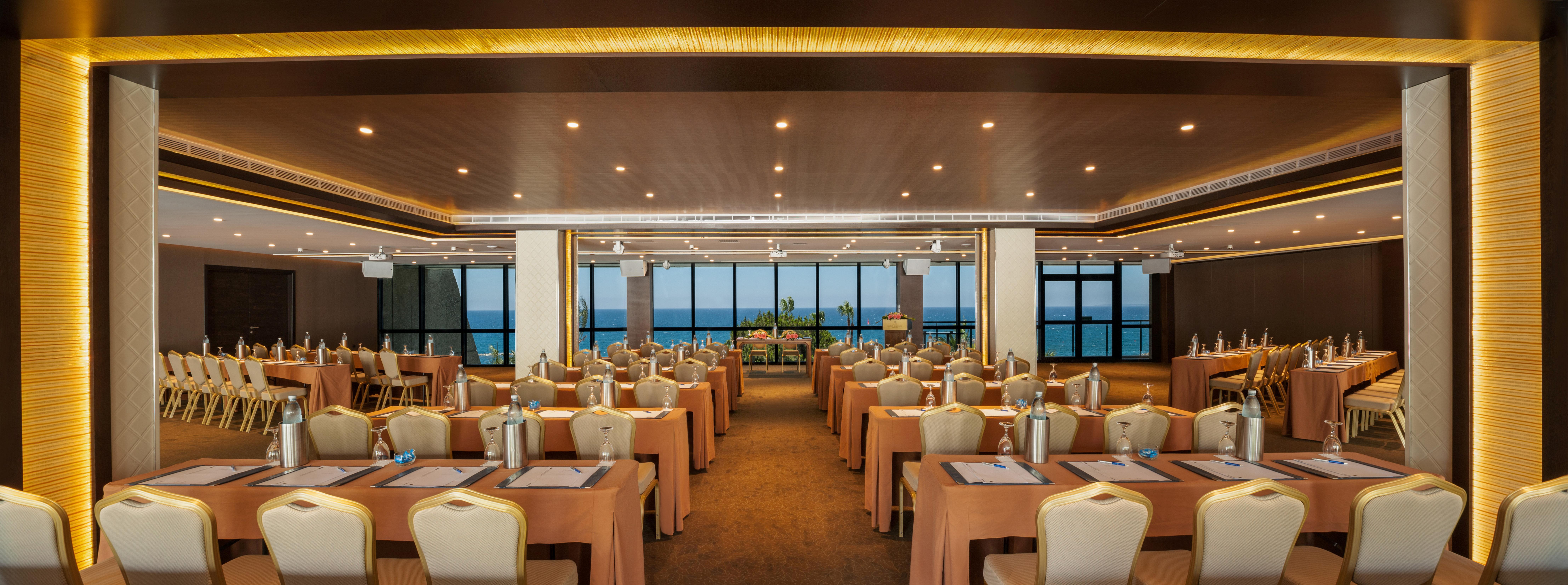 Amathus Beach Hotel Limassol Eksteriør billede Meeting room