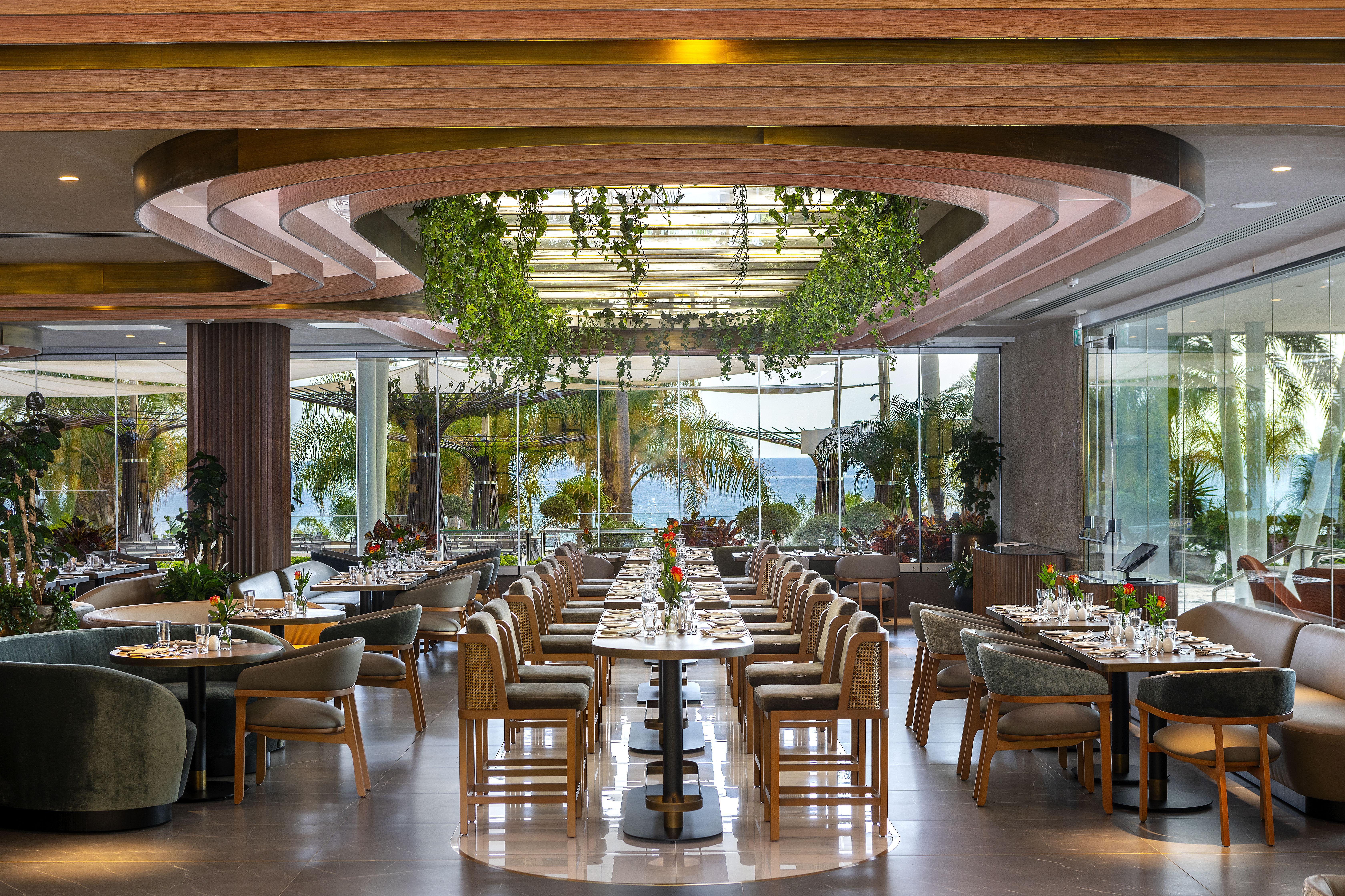 Amathus Beach Hotel Limassol Eksteriør billede The restaurant